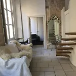 فندق Boutique De La Place Des Vosges 3*