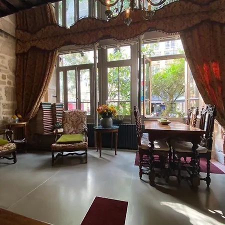 Hotel Boutique De La Place Des Vosges