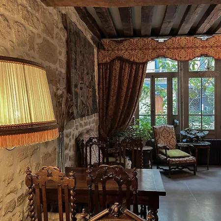 호텔 Boutique De La Place Des Vosges 3*