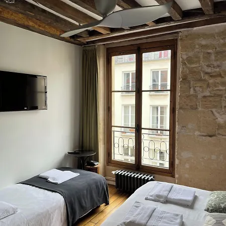 Boutique De La Place Des Vosges 3* Parijs