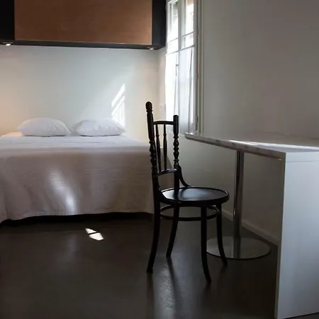 Hotel Boutique De La Place Des Vosges 3*