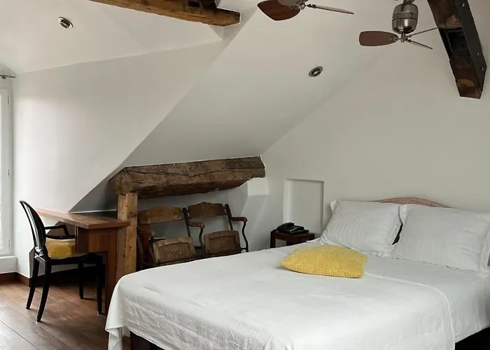 Hotel Boutique De La Place Des Vosges