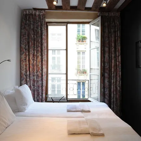 Ξενοδοχείο Boutique De La Place Des Vosges 3*